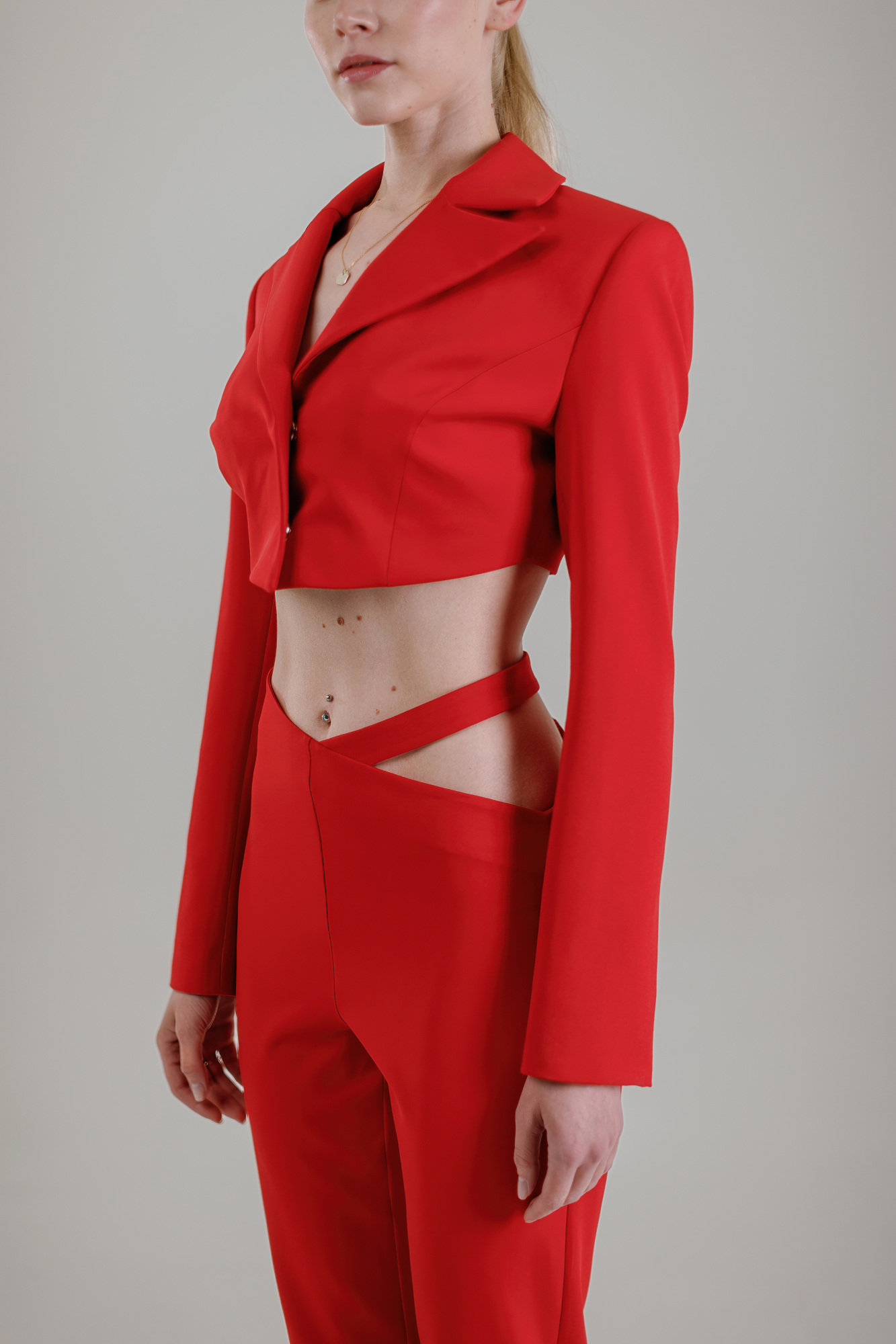 AVANGARDNI TROUSERS & MINI JACKET - RED
