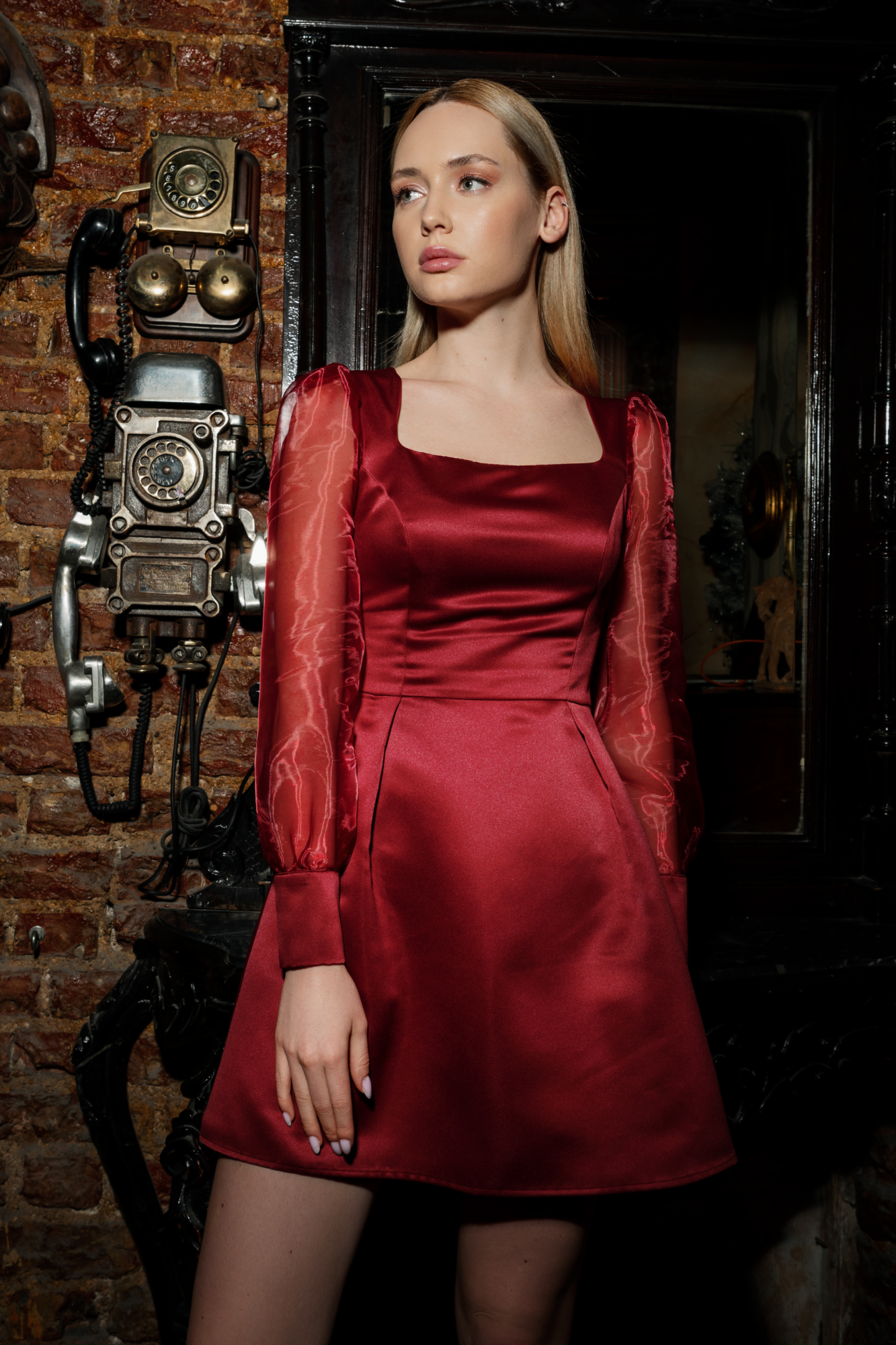 KARMAZYN ORGANZA SLEVEE SATIN CORSET DRESS DRESS BURGUNDY